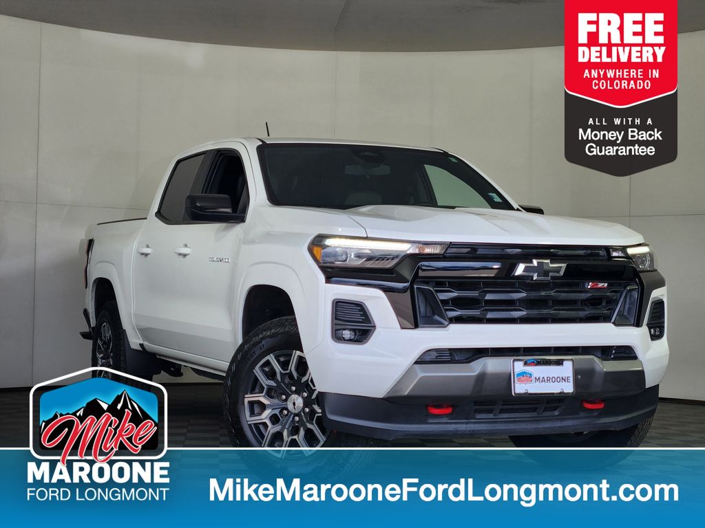 Summit White 2023 Chevrolet Colorado Pickup Truck Four-Wheel Drive 8-Speed Automatic