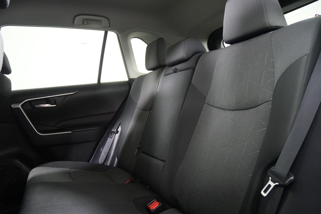 Thumbnail: 2022 Toyota RAV4 - 6