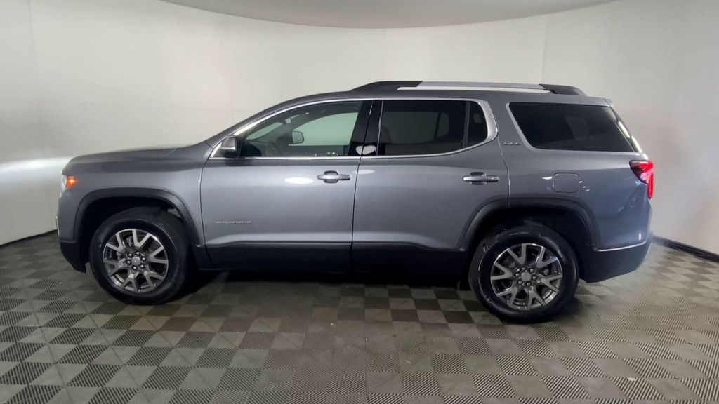 2022 GMC Acadia SLE 5