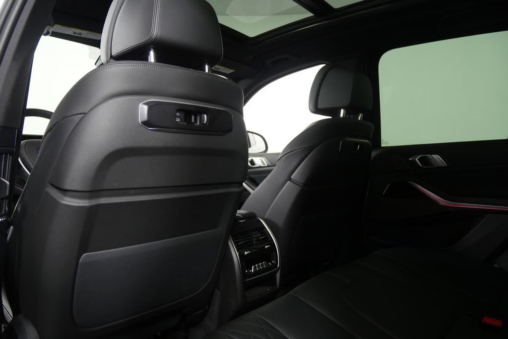 Thumbnail: 2025 BMW X5 - 20