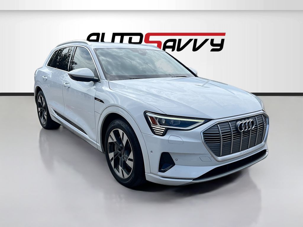2021 Audi e-tron 95 kWh Premium Plus quattro's photo
