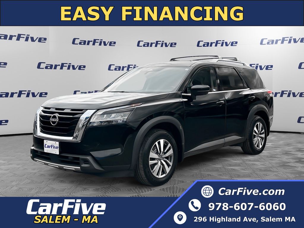 2023 Nissan Pathfinder SL 4WD