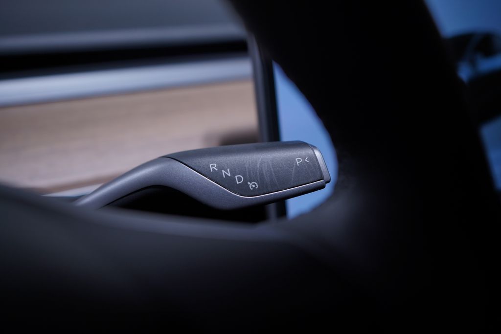 Thumbnail: 2024 Tesla Model Y - 21