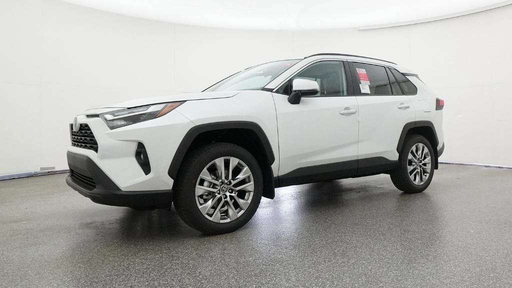 Thumbnail: 2025 Toyota RAV4 - 31