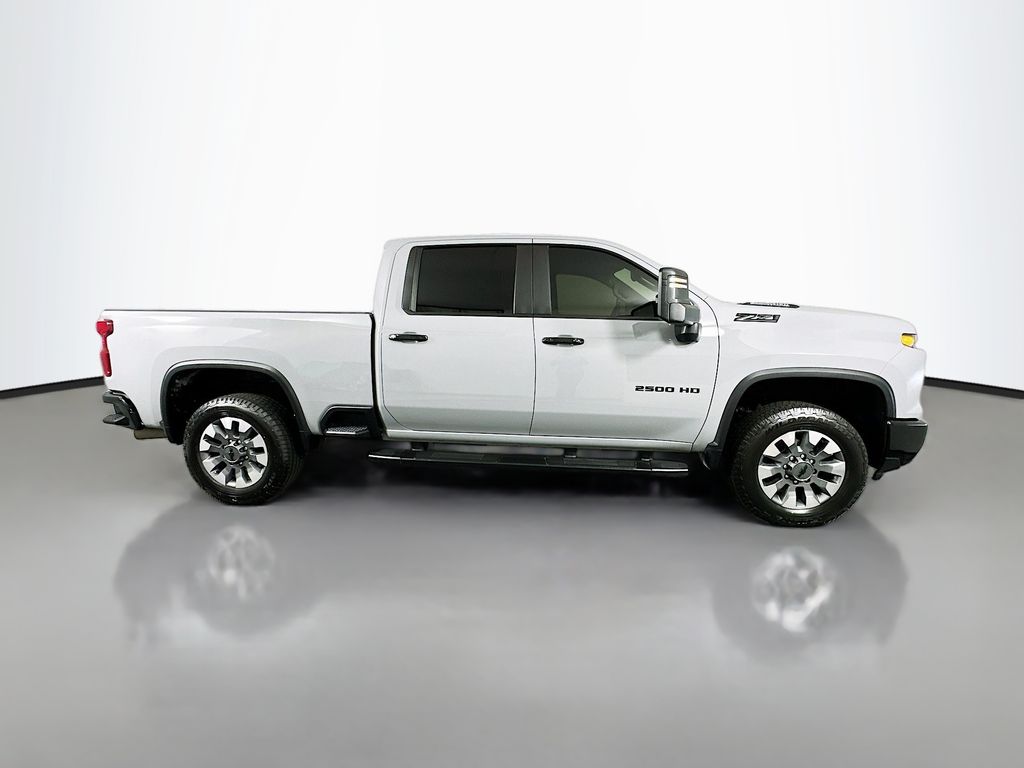Thumbnail: 2024 Chevrolet Silverado 2500 - 4