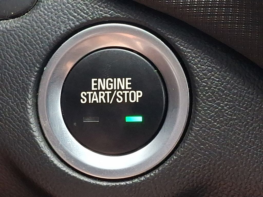2023 Chevrolet Equinox RS White at John Sisson Motors