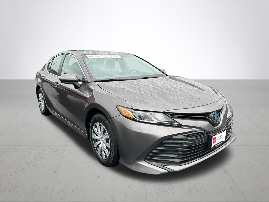 2020 Toyota Camry Hybrid LE