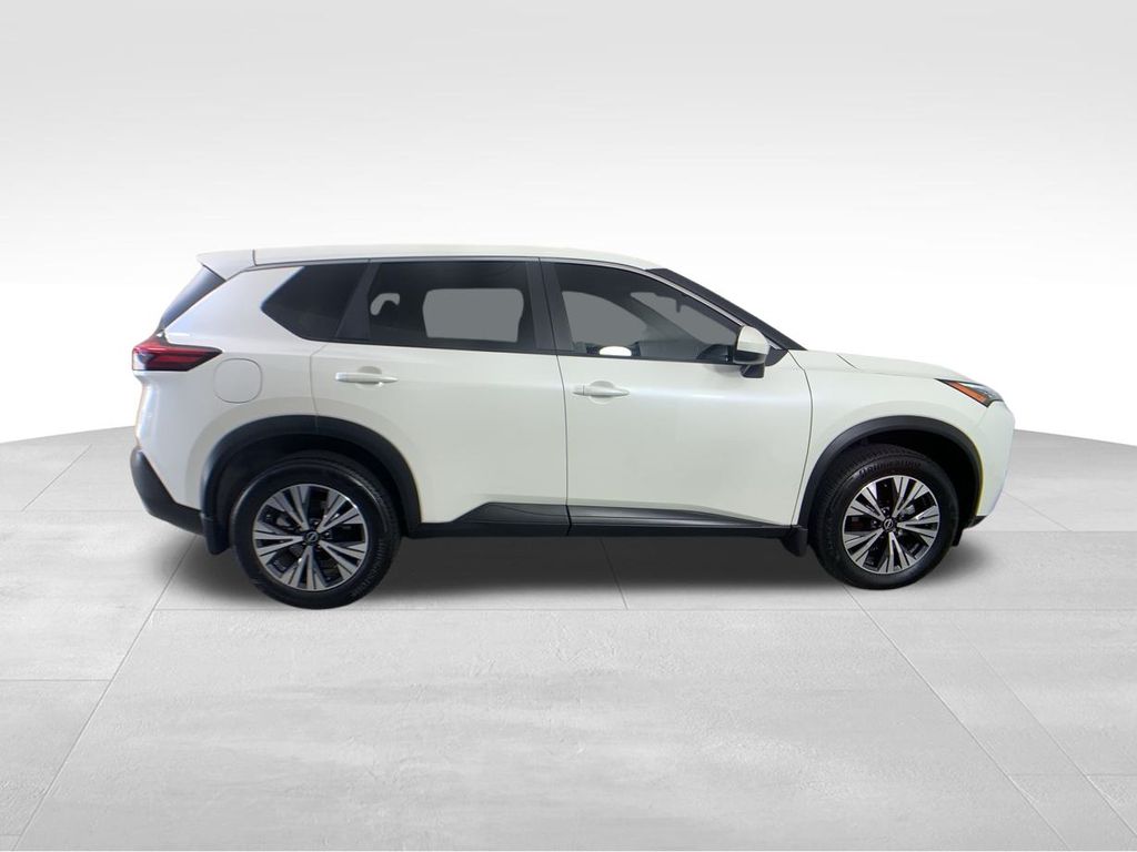 2023 Nissan Rogue SV 7