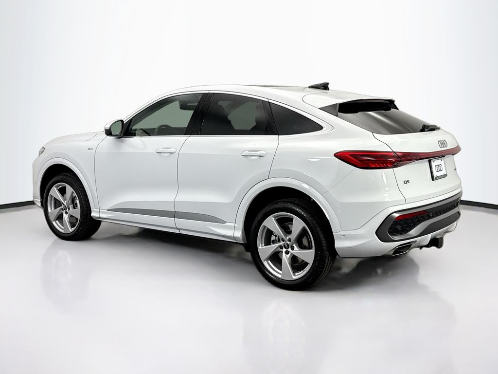 Thumbnail: 2025 Audi Q5 - 7