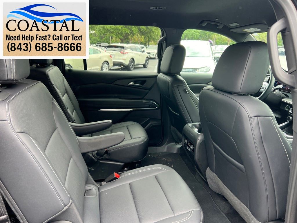 2025 Chevrolet Traverse LT Black at Bob Mills Chevrolet