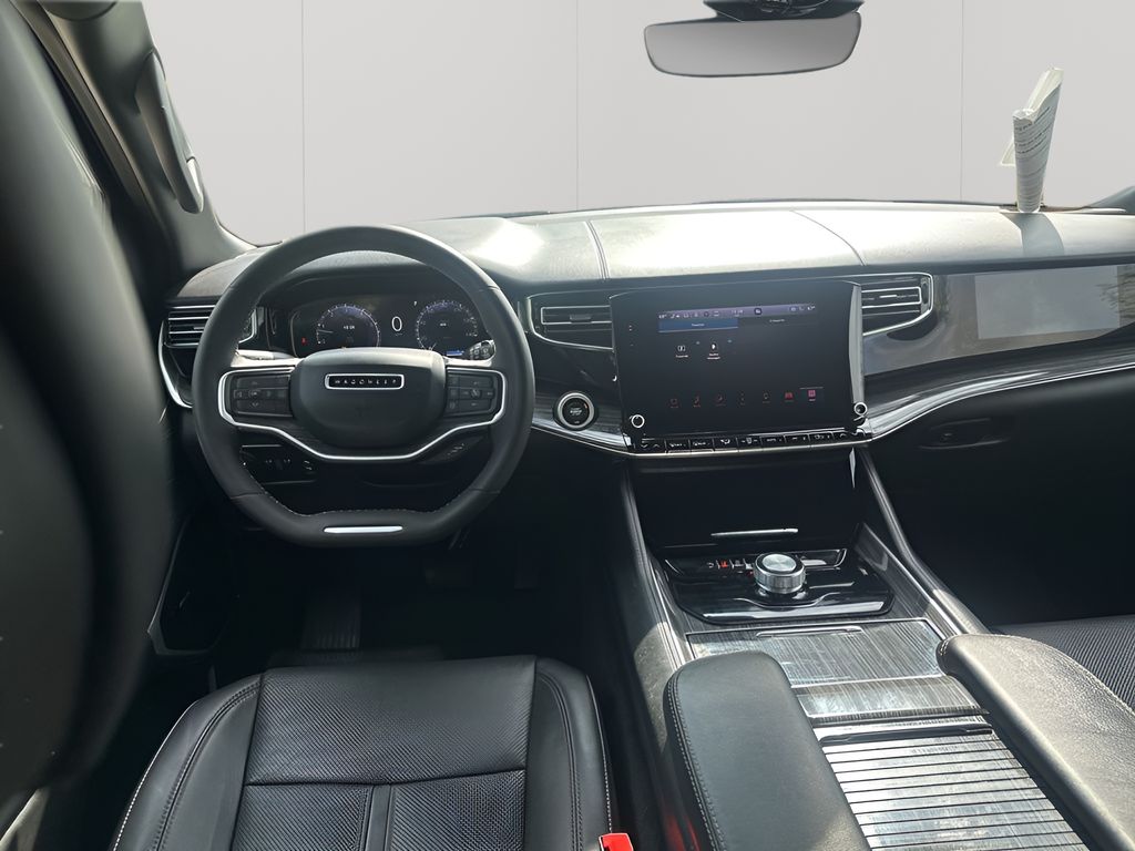 Used 2022 White Jeep Series II image 23