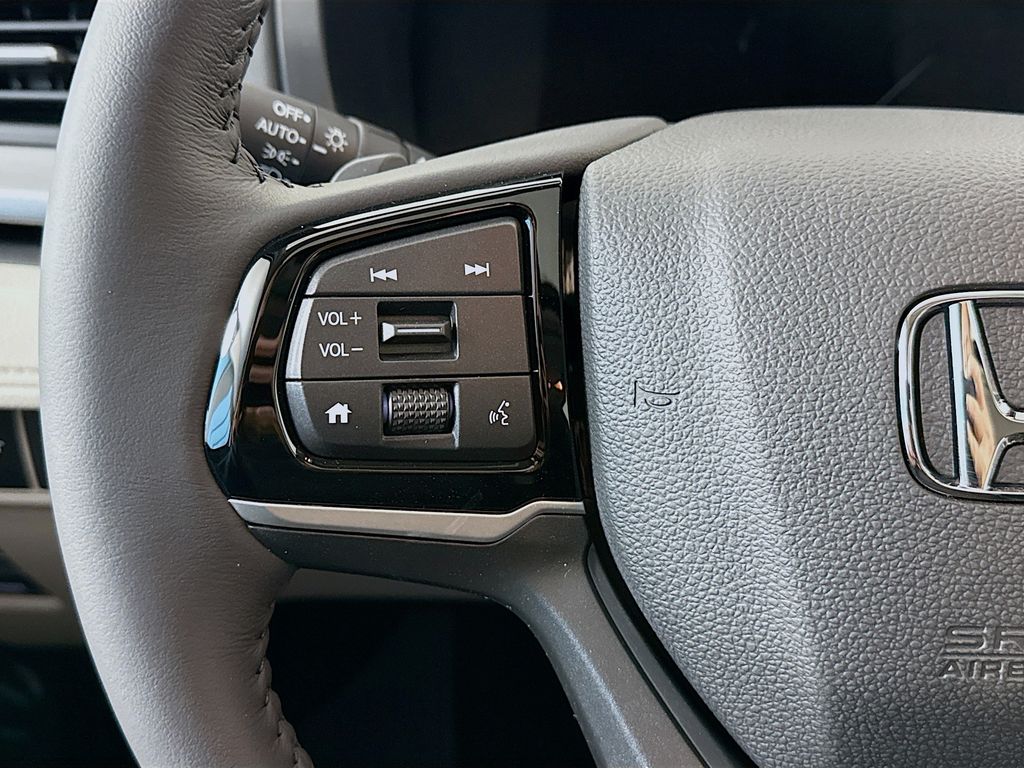 Thumbnail: 2026 Honda Odyssey - 11