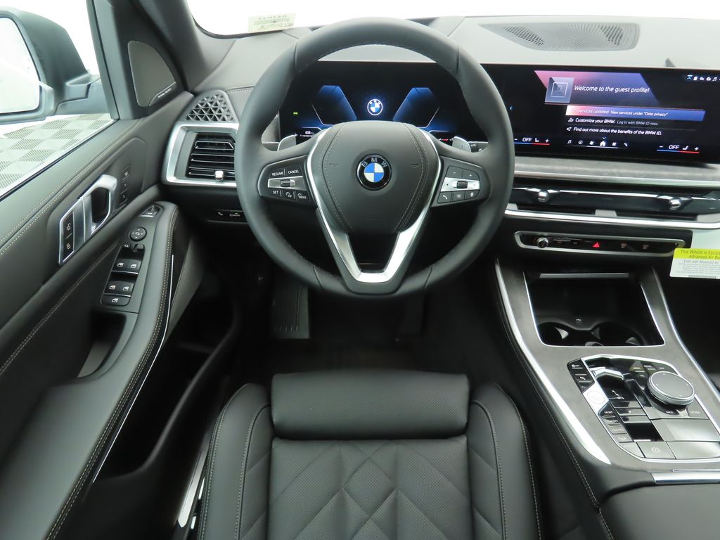 Thumbnail: 2026 BMW X5 - 10