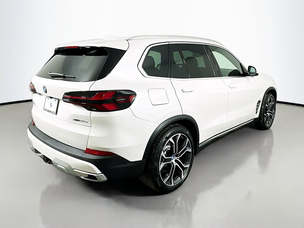 2025 BMW X5 xDrive50e 5