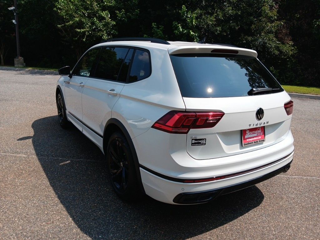 2024 Volkswagen Tiguan 2.0T SE R-Line Black 3