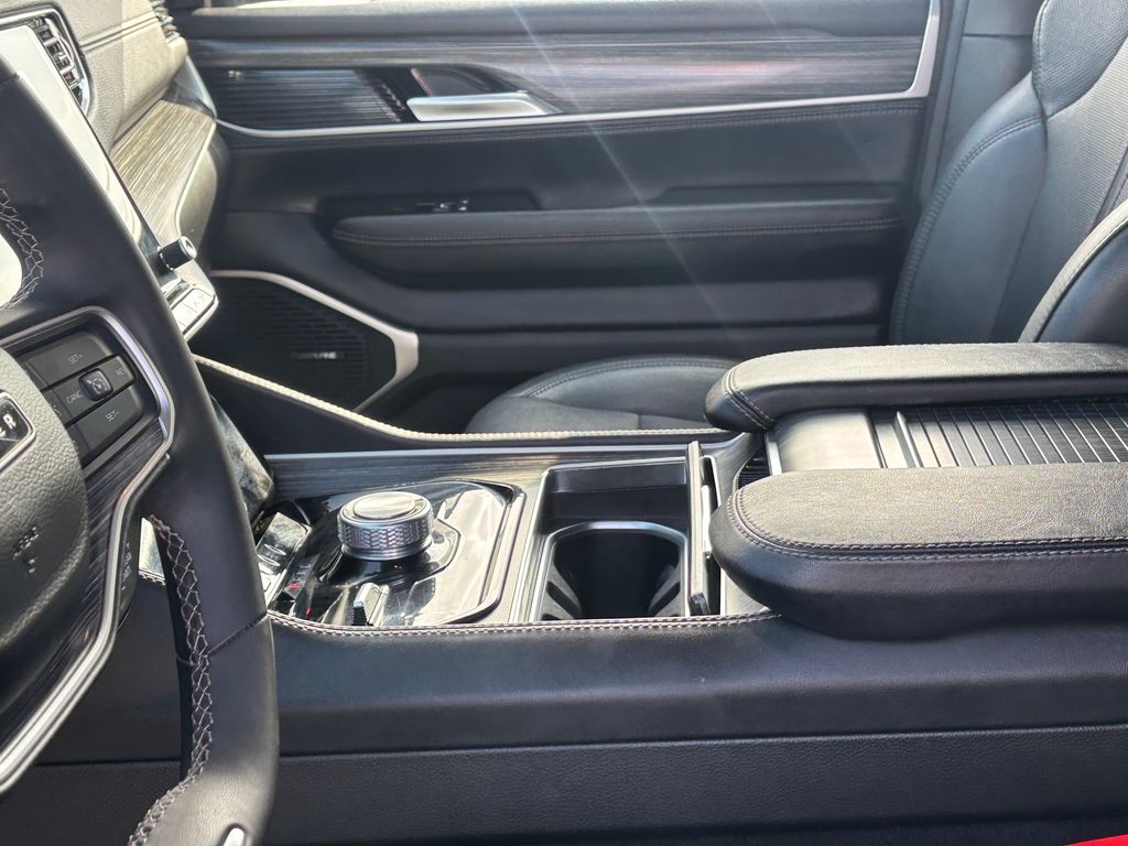 Used Car 2024 Jeep Wagoneer  Series Ii For Sale Under $60,000 In Austin, Texas