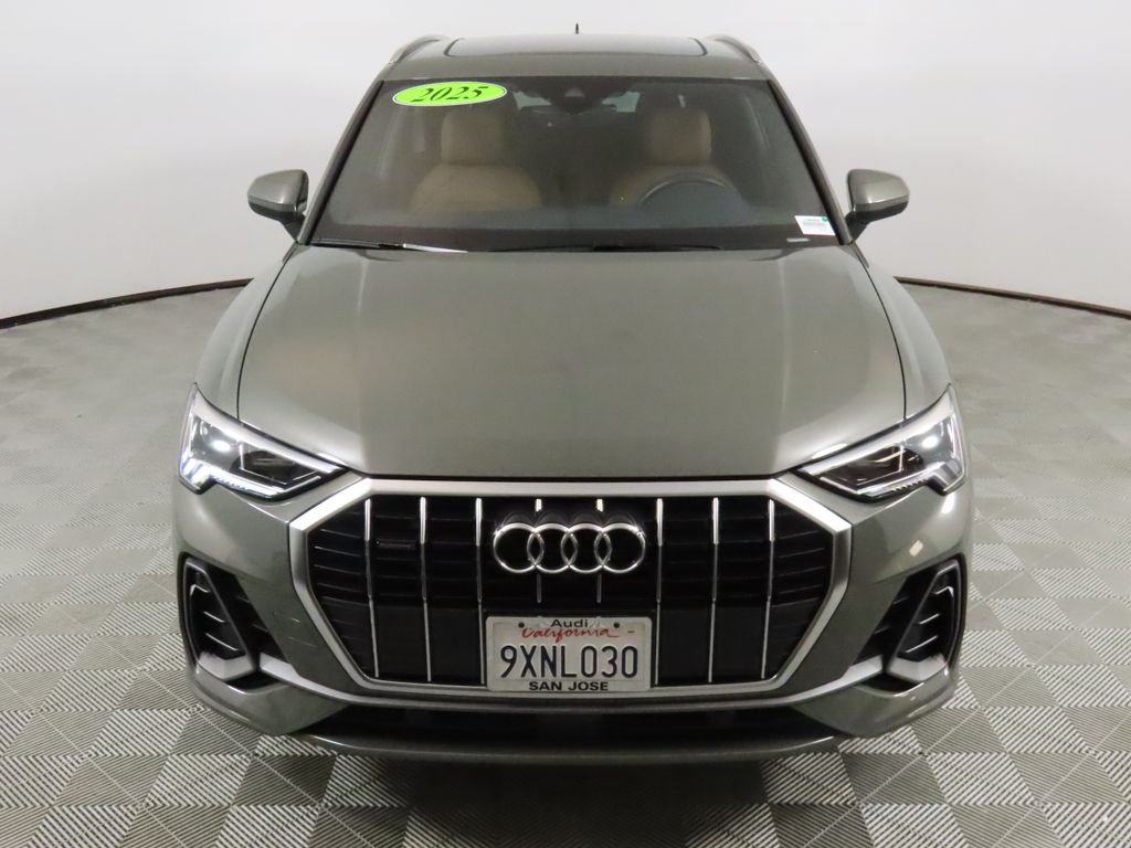Thumbnail: 2025 Audi Q3 - 8