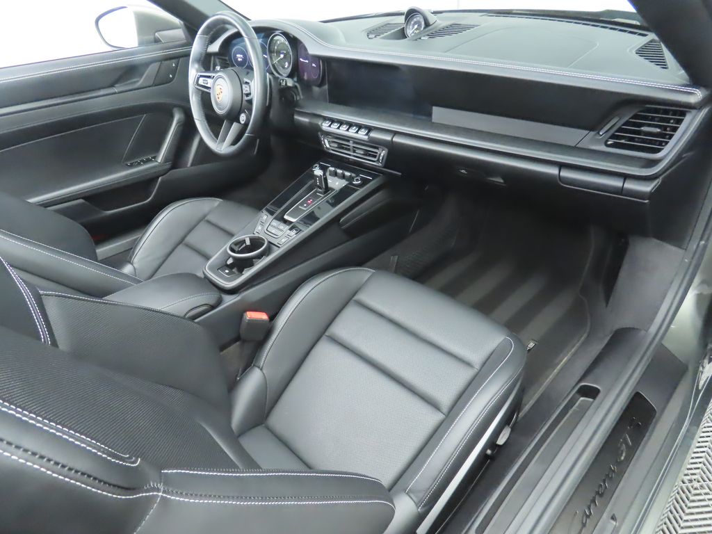 Thumbnail: 2022 Porsche 911 - 26