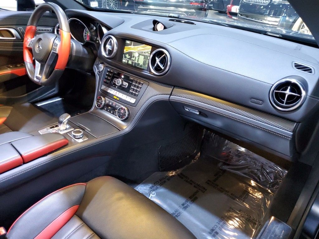 2016 Mercedes-Benz SL-Class SL 550 16