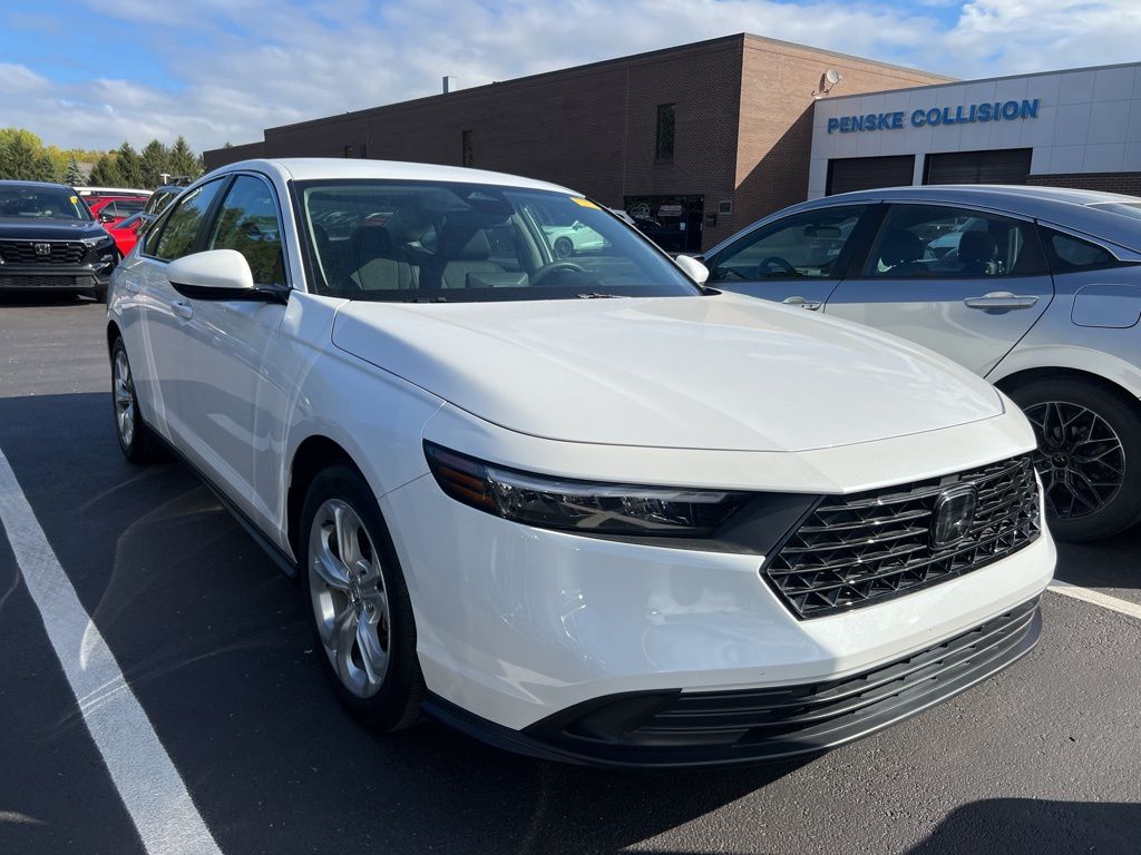 Thumbnail: 2023 Honda Accord - 4