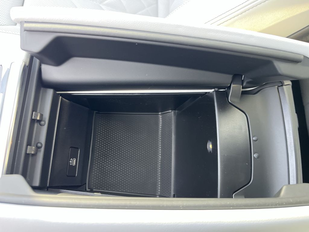 Thumbnail: 2026 BMW X6 - 21