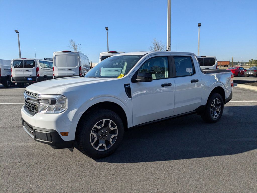 2024 Ford Maverick XLT