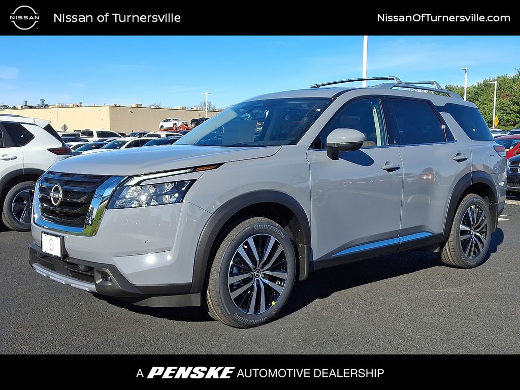 Thumbnail: 2025 Nissan Pathfinder - 1