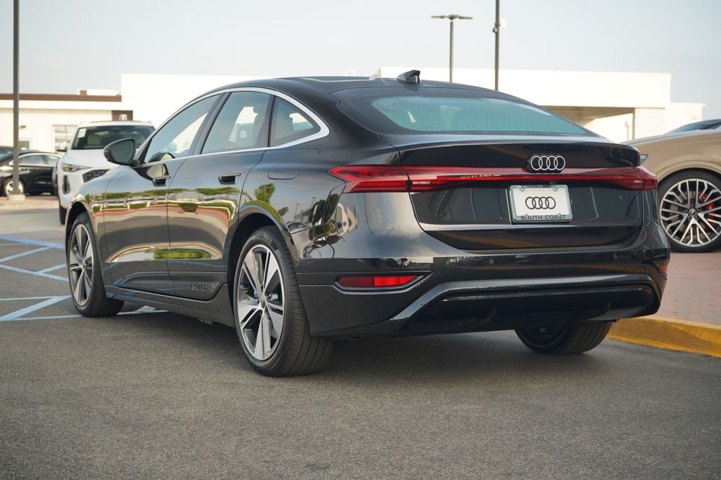 Thumbnail: 2025 Audi A6 - 3
