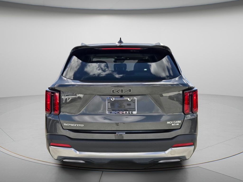 2026 Kia Sorento - $37,620