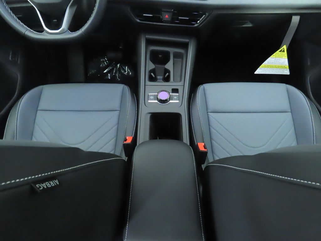 Thumbnail: 2026 Volkswagen Tiguan - 16