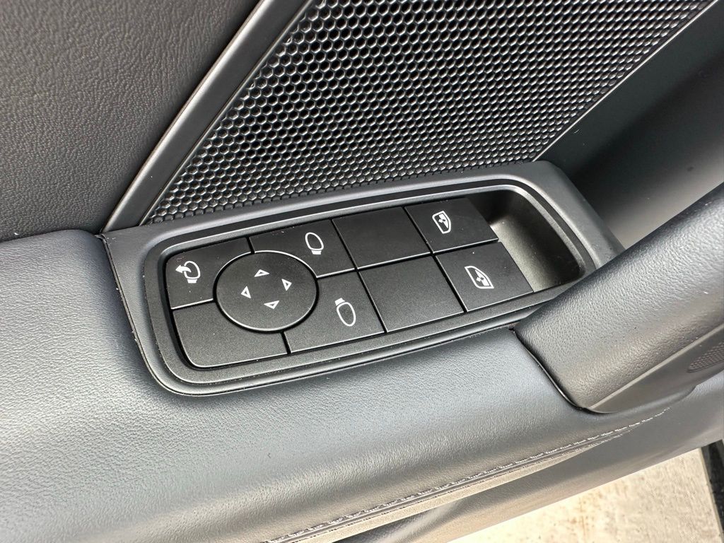 Thumbnail: 2026 Porsche 911 - 20