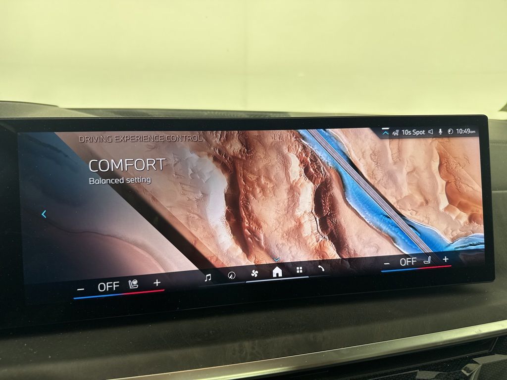 Thumbnail: 2024 BMW X7 - 25