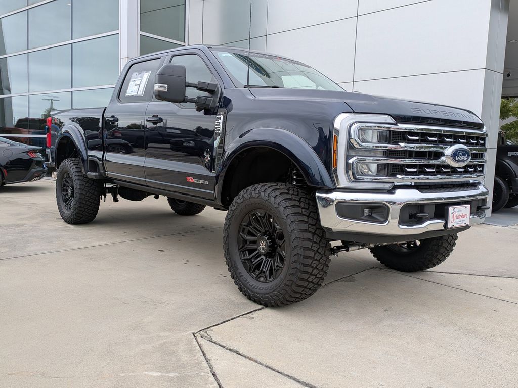 2025 Ford F-250 Black Widow