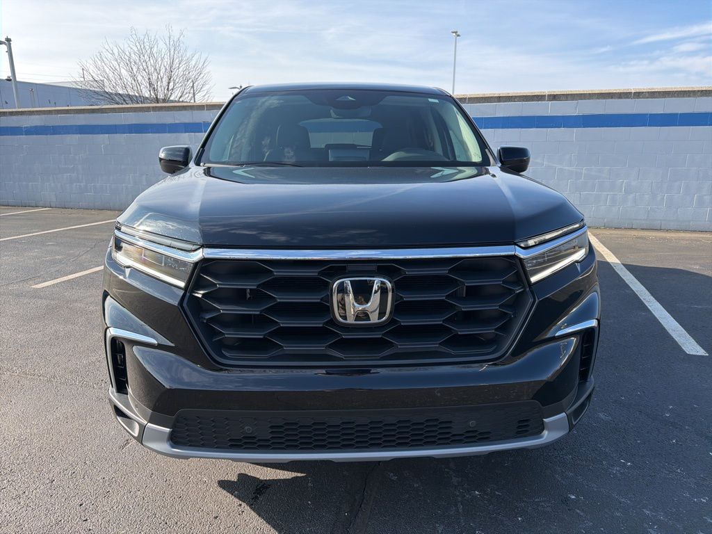 Thumbnail: 2025 Honda Pilot - 8