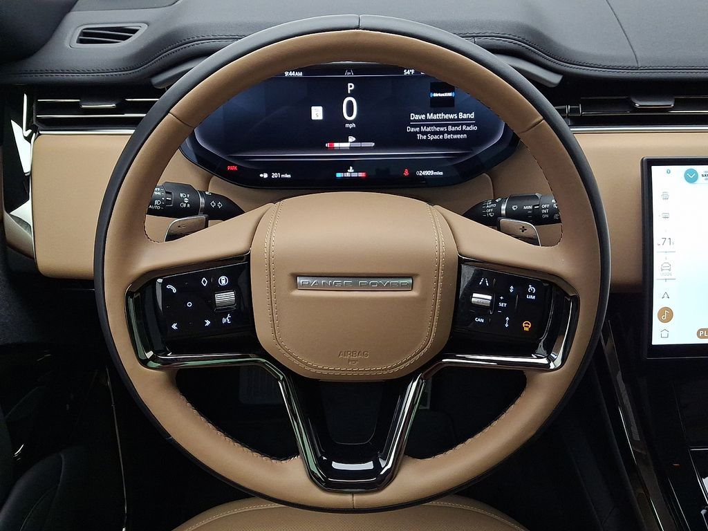 Thumbnail: 2024 Land Rover Range Rover Sport - 21