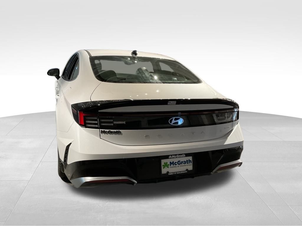 New 2026 White Hyundai SEL Sport image 3