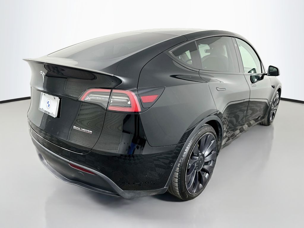 Thumbnail: 2022 Tesla Model Y - 5
