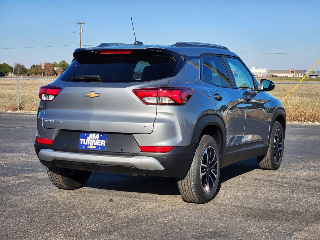 2025 Chevrolet TrailBlazer LT 3