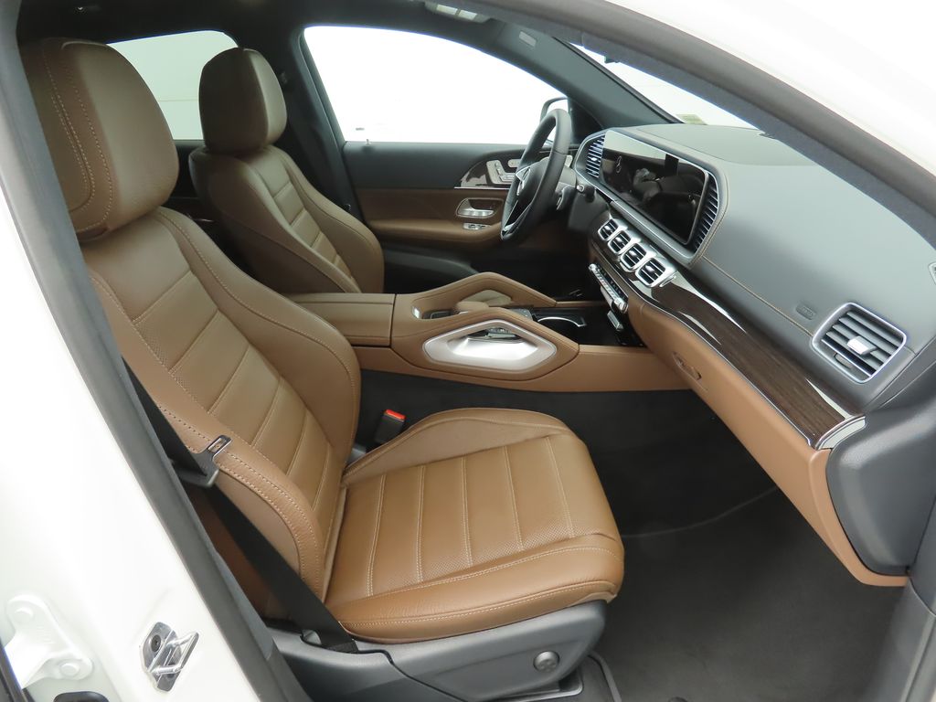 Thumbnail: 2026 Mercedes-Benz GLE - 20