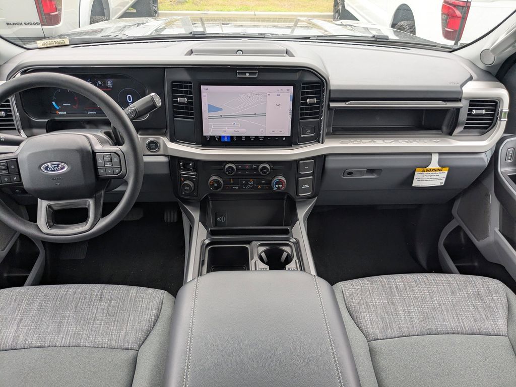 2026 Ford F-250 Super Duty Black Widow