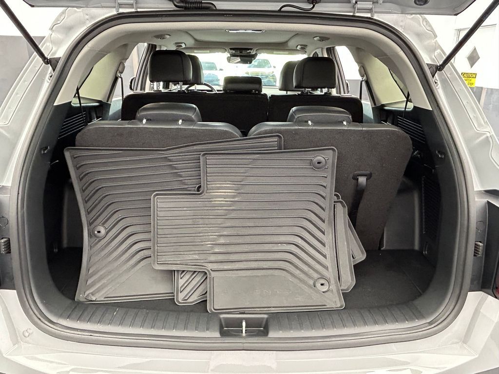 Used 2025 Wolf Gray Kia S image 42