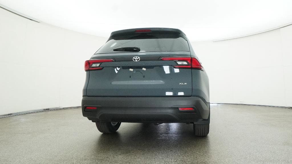 Thumbnail: 2026 Toyota Grand Highlander - 13