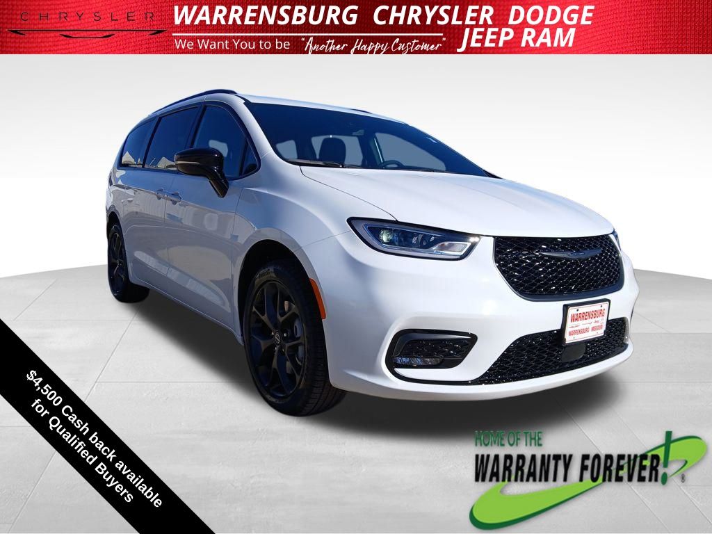 2026 Chrysler Pacifica Select AWD