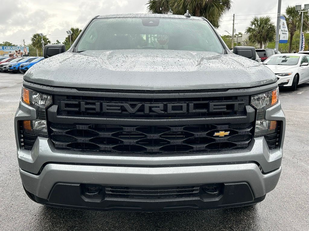 2024 Chevrolet Silverado 1500 Custom 3