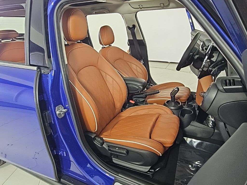 Thumbnail: 2021 MINI Cooper - 19