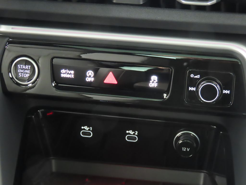 Thumbnail: 2025 Audi Q5 - 19