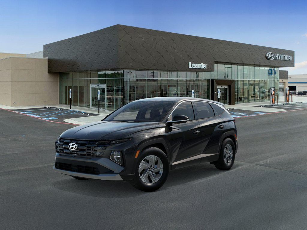 Ash Black 2026 Hyundai Tucson Hybrid SUV / Crossover 6-Speed Automatic