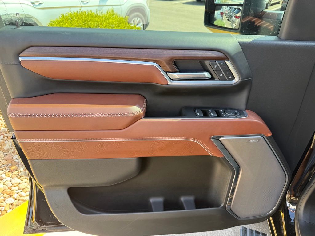 Thumbnail: 2025 GMC Sierra 2500 - 28