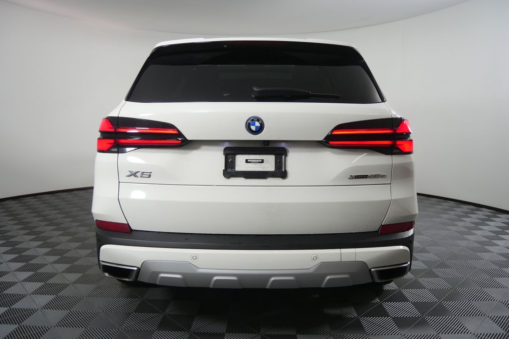 Thumbnail: 2024 BMW X5 - 4