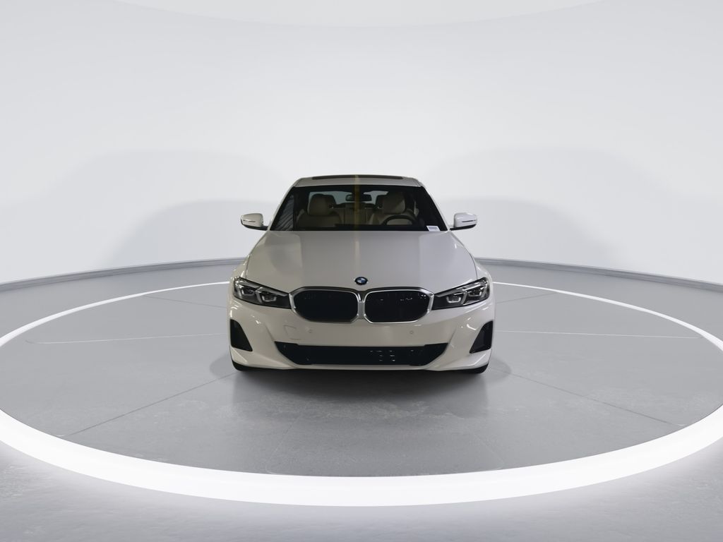 Thumbnail: 2025 BMW 3 Series - 3